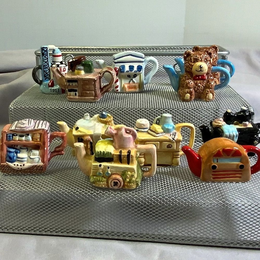 11 Red Rose Tea Miniature Teapots Collectible Figurines